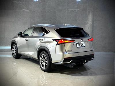 2019 Lexus Nx300h - Thumbnail