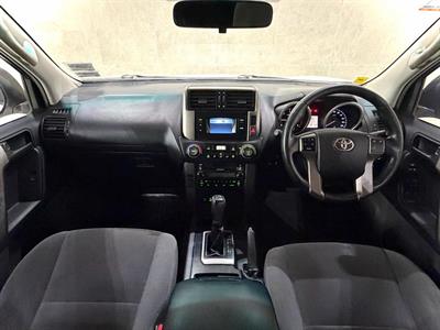 2013 Toyota Landcruiser Prado - Thumbnail