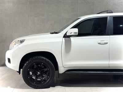 2013 Toyota Landcruiser Prado - Thumbnail