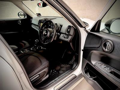 2017 Mini Countryman - Thumbnail