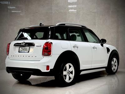 2017 Mini Countryman - Thumbnail