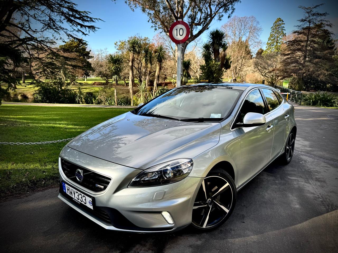 2015 Volvo V40