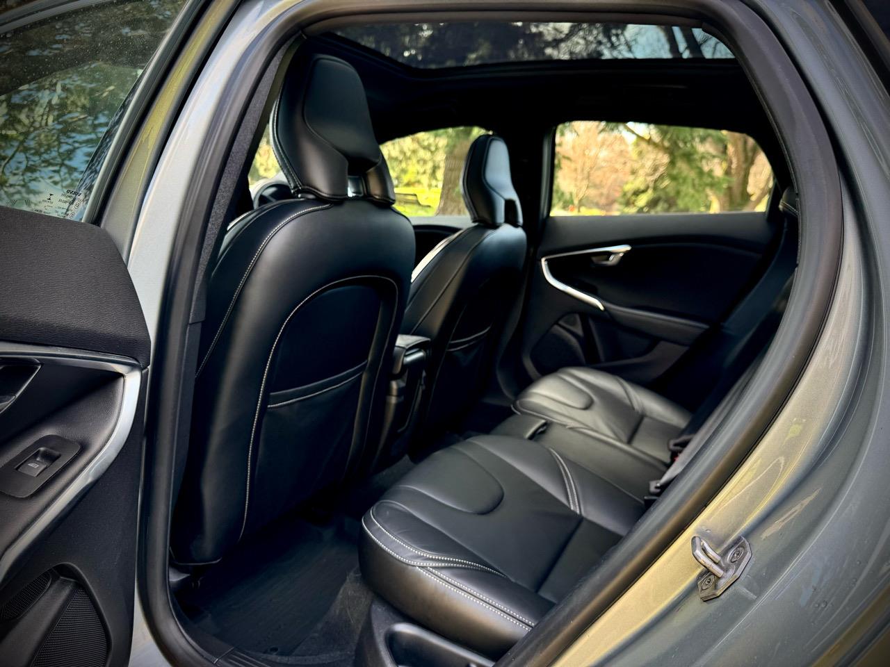 2015 Volvo V40