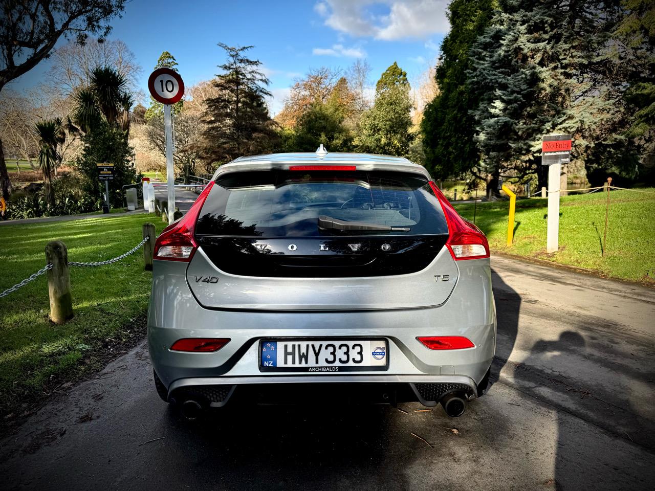 2015 Volvo V40