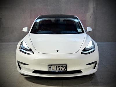2019 Tesla Model 3 - Thumbnail