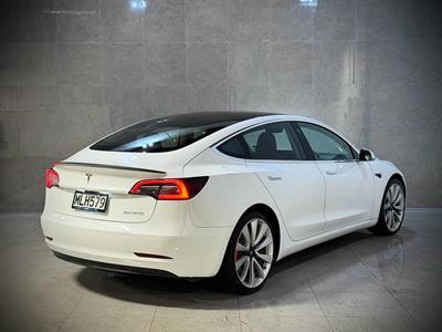 2019 Tesla Model 3 - Thumbnail