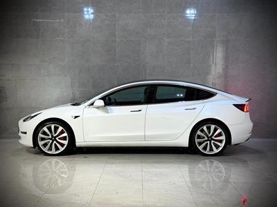 2019 Tesla Model 3 - Thumbnail
