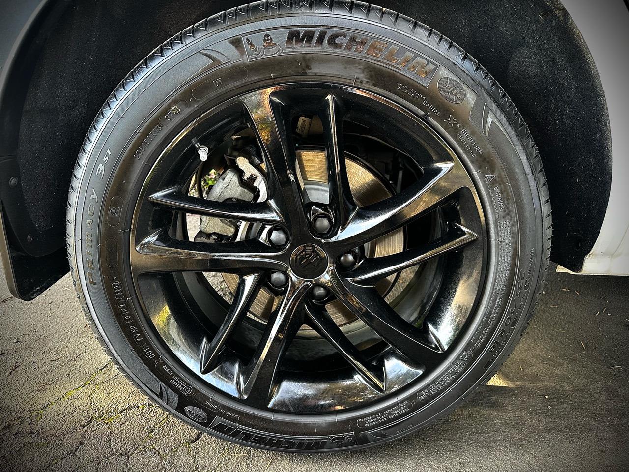 2023 MG HS