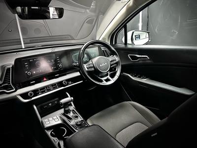2022 Kia Sportage - Thumbnail