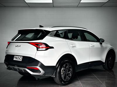 2022 Kia Sportage - Thumbnail