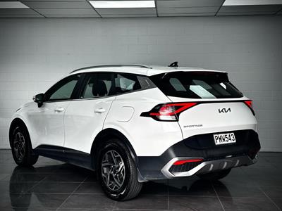 2022 Kia Sportage - Thumbnail
