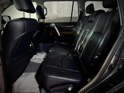 2010 Toyota Landcruiser Prado - Thumbnail