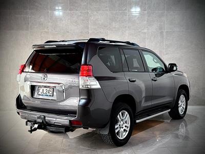 2010 Toyota Landcruiser Prado - Thumbnail