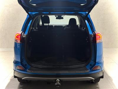 2016 Toyota Rav4 - Thumbnail