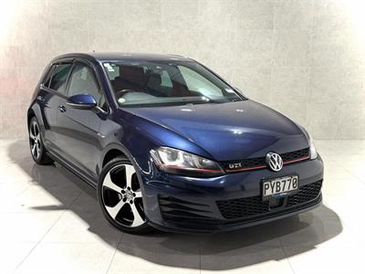 2016 Volkswagen Golf - Thumbnail