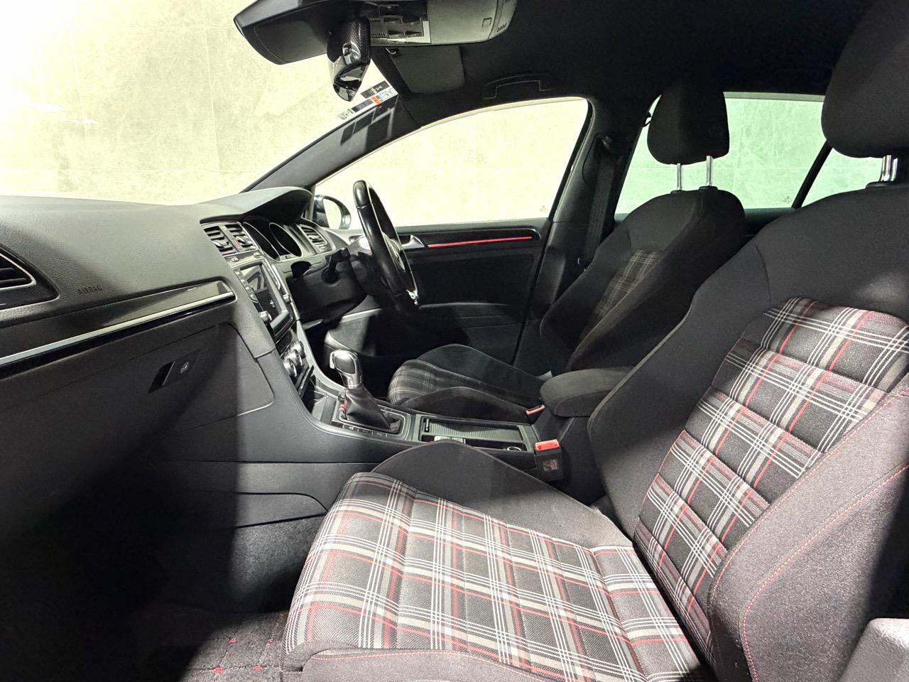 2016 Volkswagen Golf